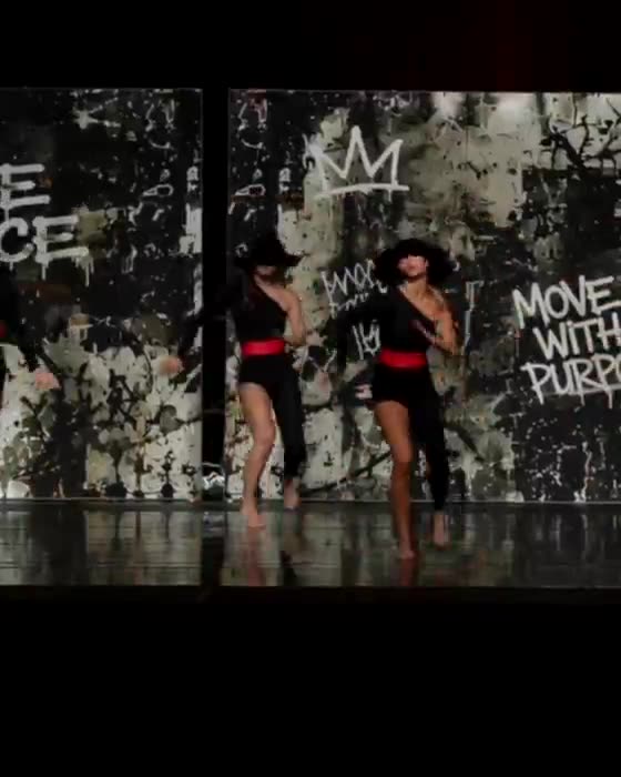 Jazz class at Glass House Dance